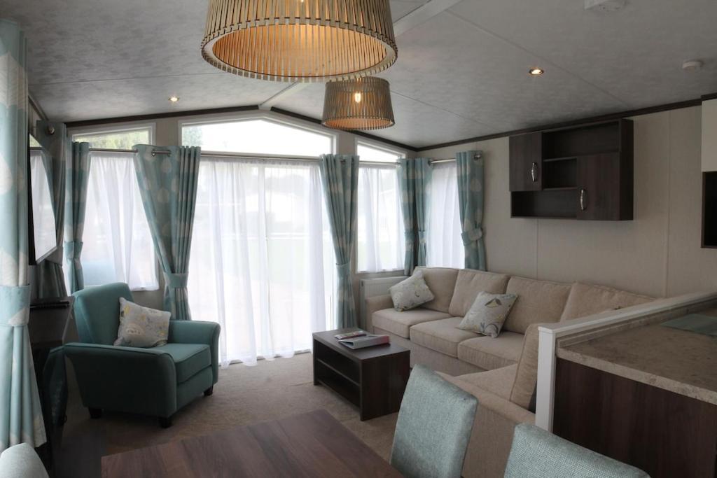 Countryside Holiday Park By The River Nr Canterbury Exterior photo